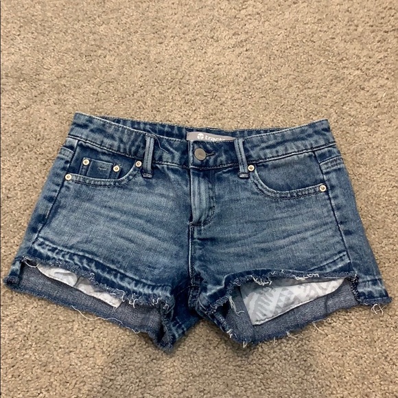 Tractr Other - Brand New Tractr designer jean shorts